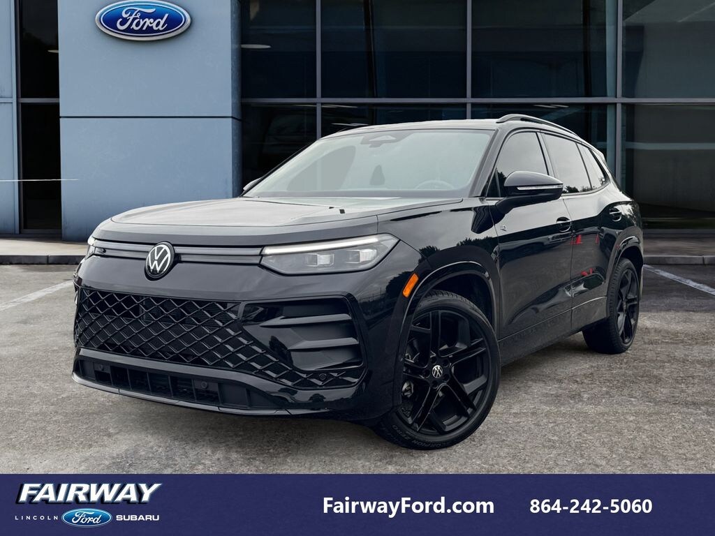 Used 2025 Volkswagen Tiguan SE R-Line Black Sport Utility