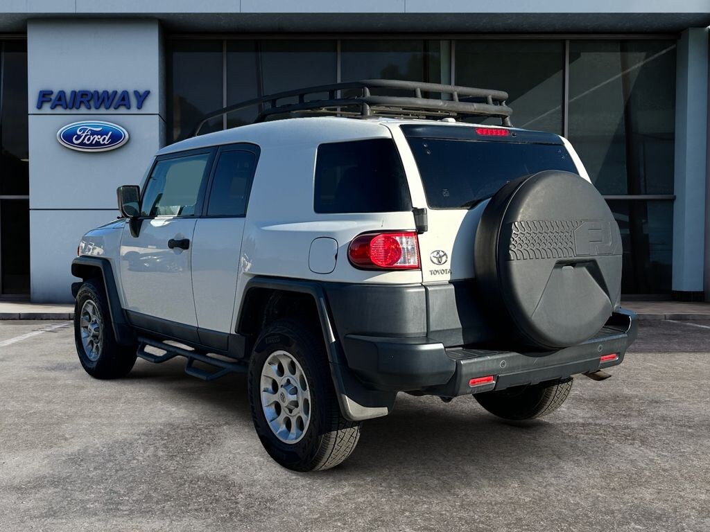 Used 2011 Toyota FJ Cruiser Base Sport Utility