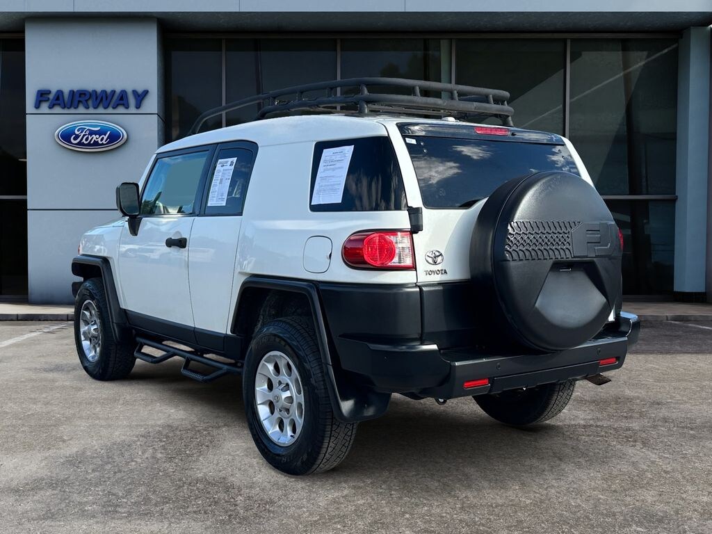 Used 2011 Toyota FJ Cruiser Base Sport Utility