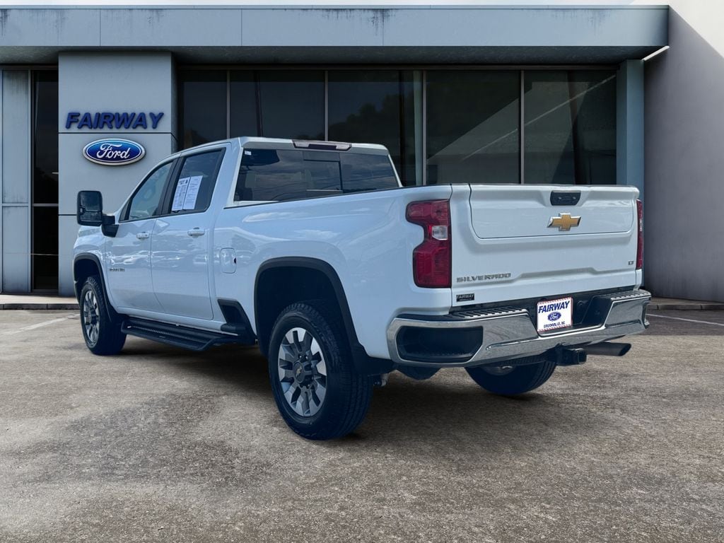 Used 2022 Chevrolet Silverado LT Crew Cab