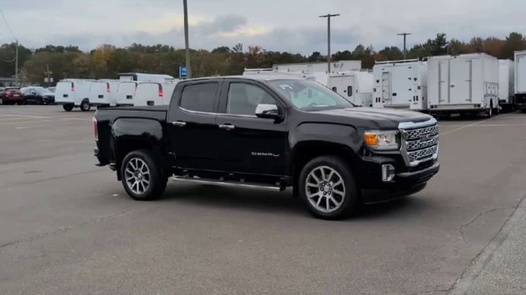 Used 2022 GMC Canyon 4WD Denali