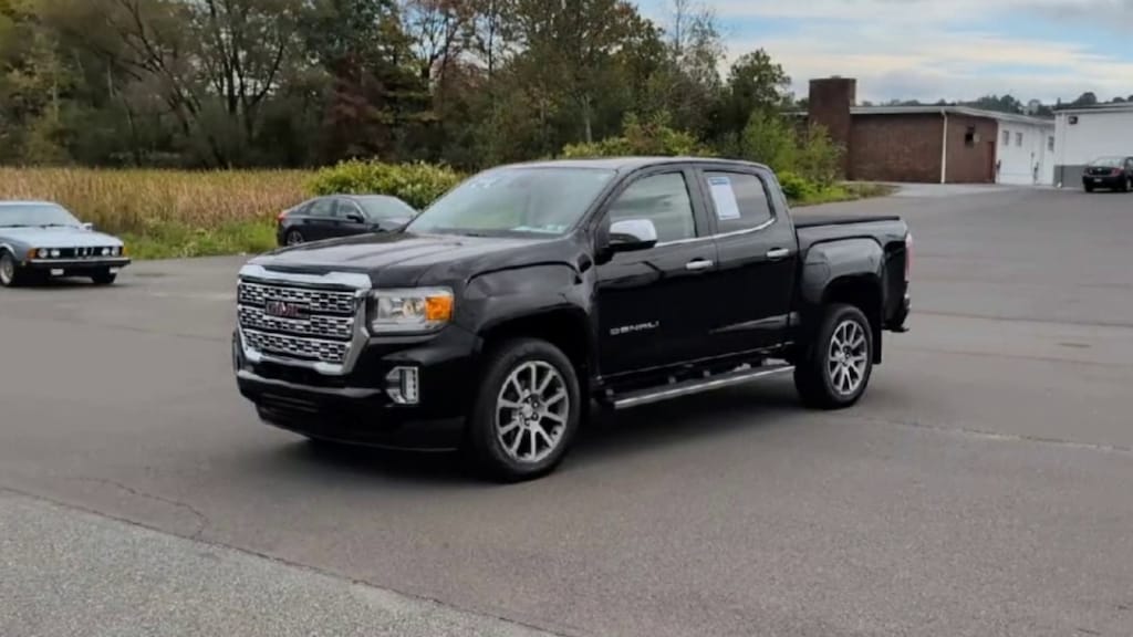 Used 2022 GMC Canyon 4WD Denali