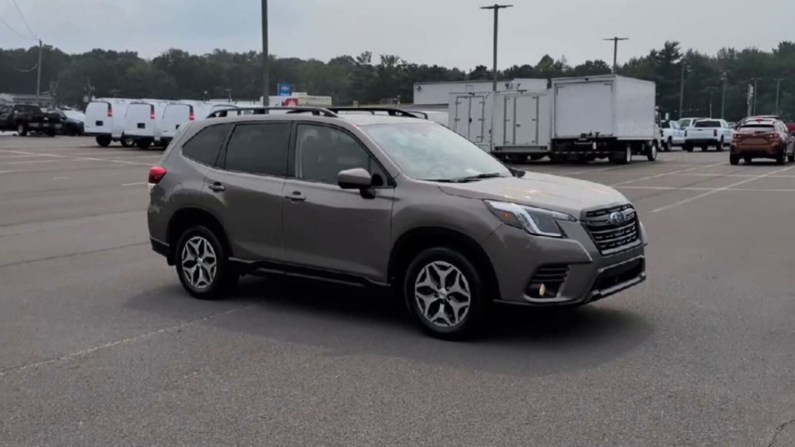 2022 Subaru Forester Premium photo 2