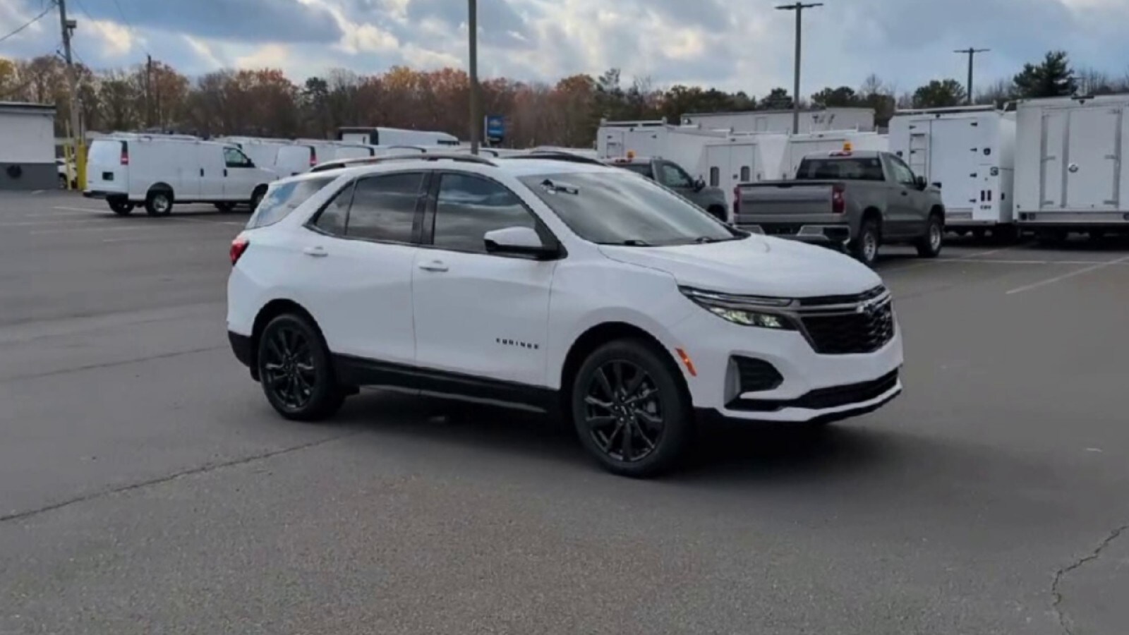 2022 Chevrolet Equinox RS photo 2