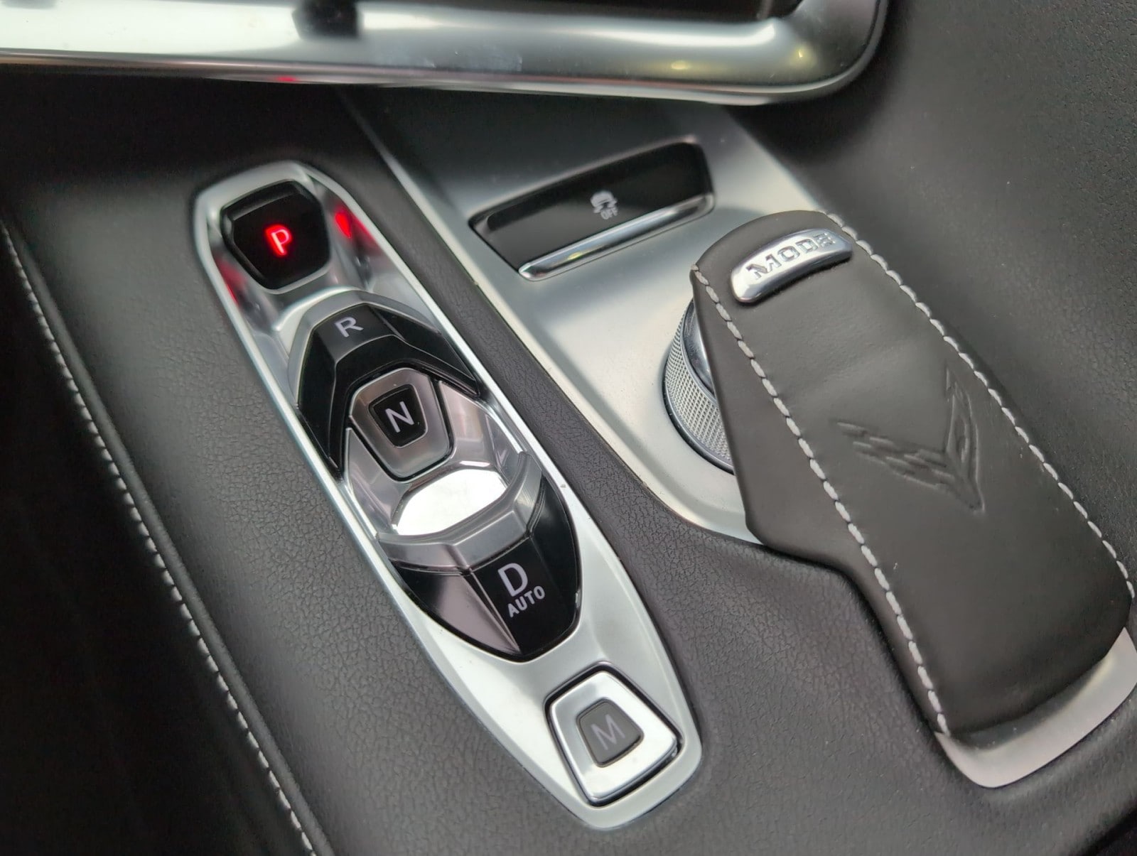 2021 Chevrolet Corvette 1LT - Photo 15