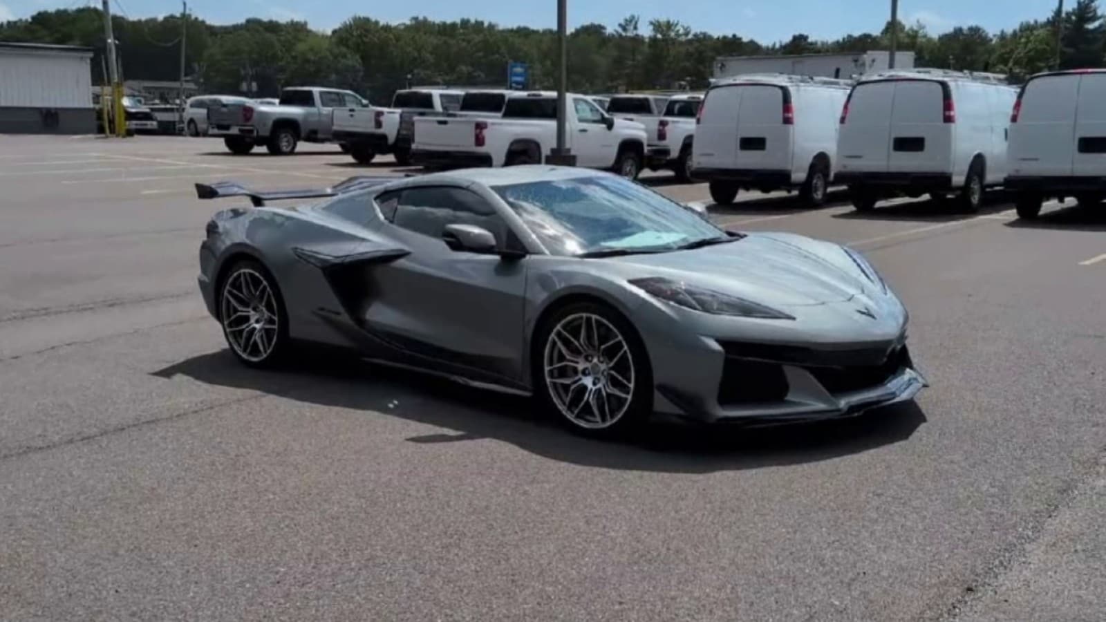 Used 2024 Chevrolet Corvette 3LZ with VIN 1G1YF2D34R5605617 for sale in Hazleton, PA