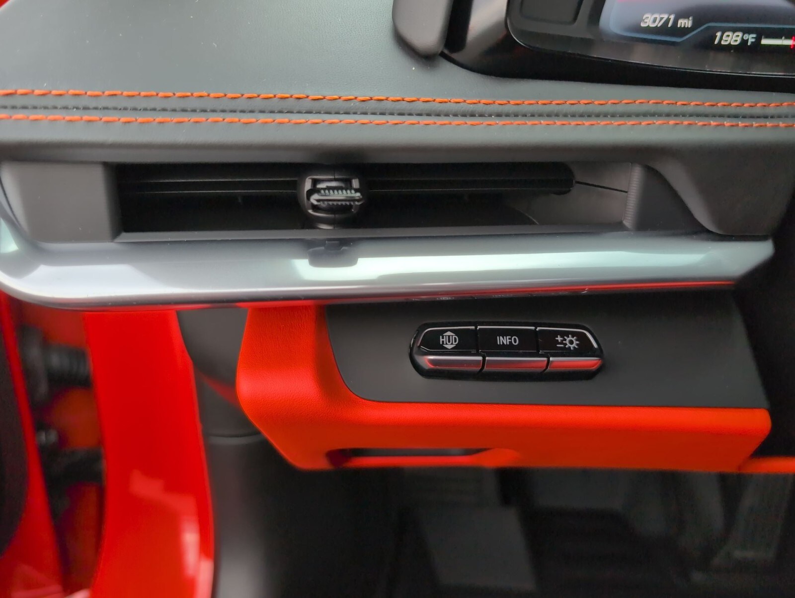 2025 Chevrolet Corvette 3LT - Photo 18