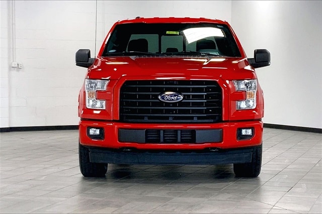 Used 2017 Ford F-150 XLT with VIN 1FTEW1EG2HKC69620 for sale in Indianapolis, IN