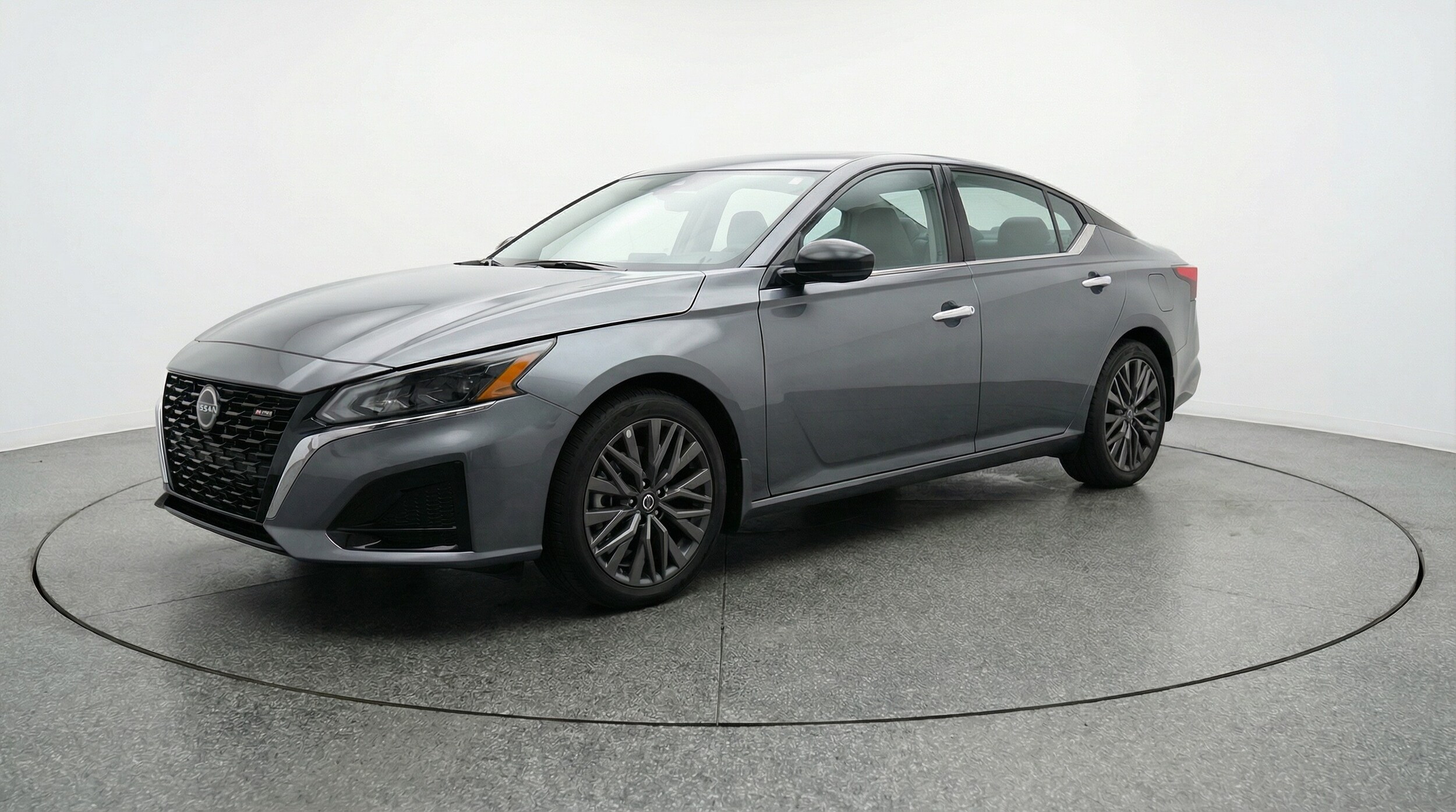 Thumbnail: 2025 Nissan Altima - 3