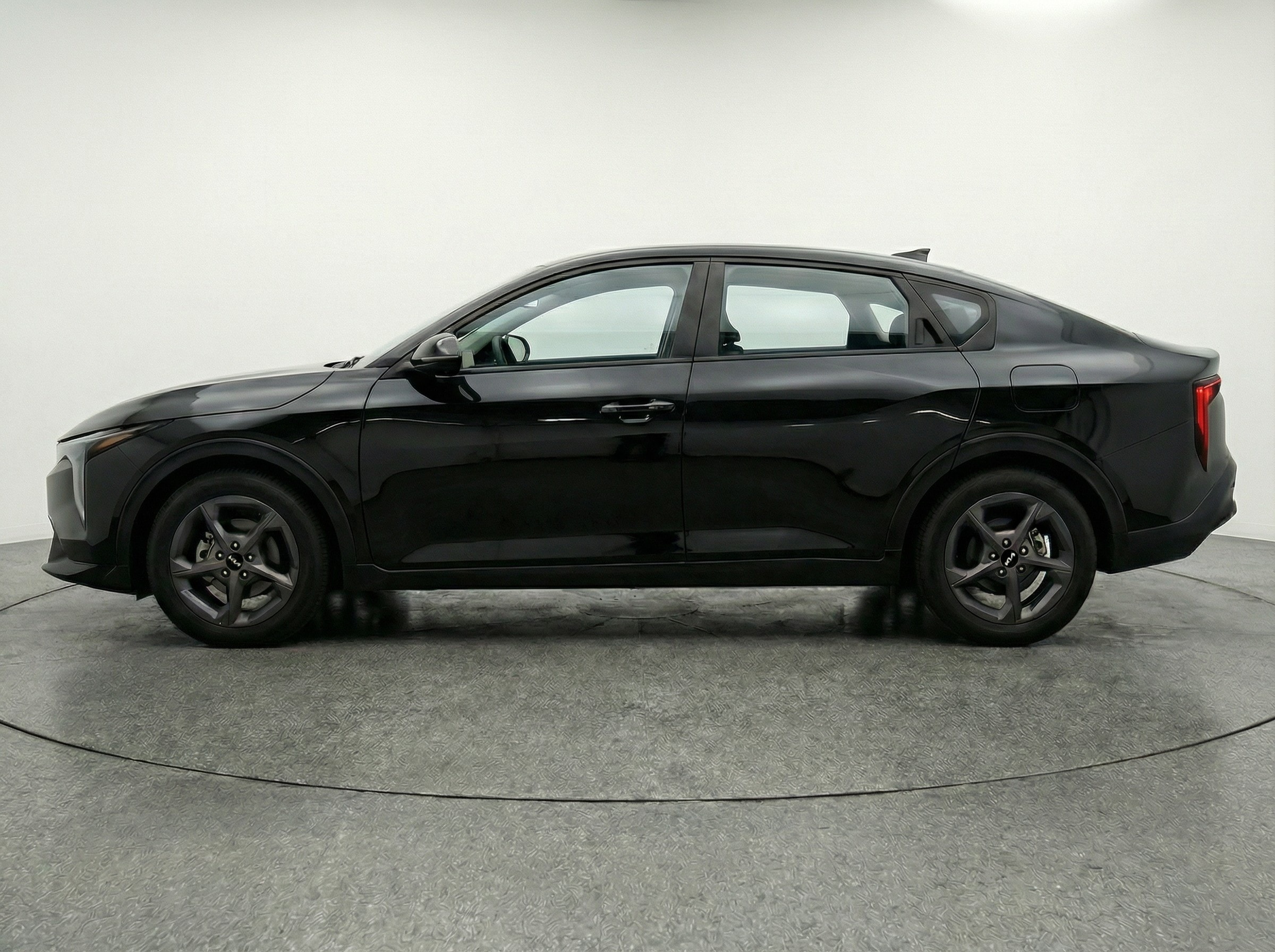 Thumbnail: 2025 Kia K4 - 4