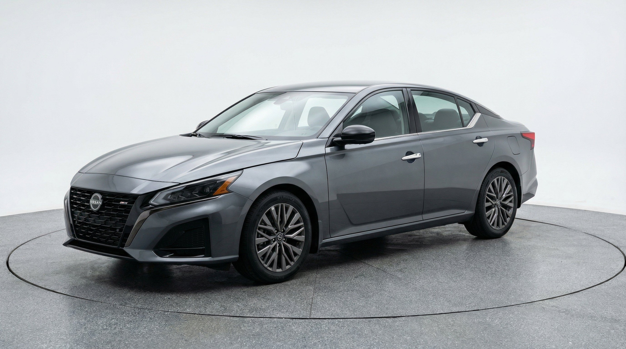 Thumbnail: 2025 Nissan Altima - 3