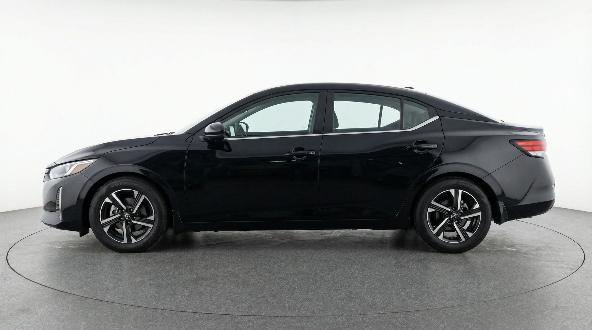 Thumbnail: 2025 Nissan Sentra - 4