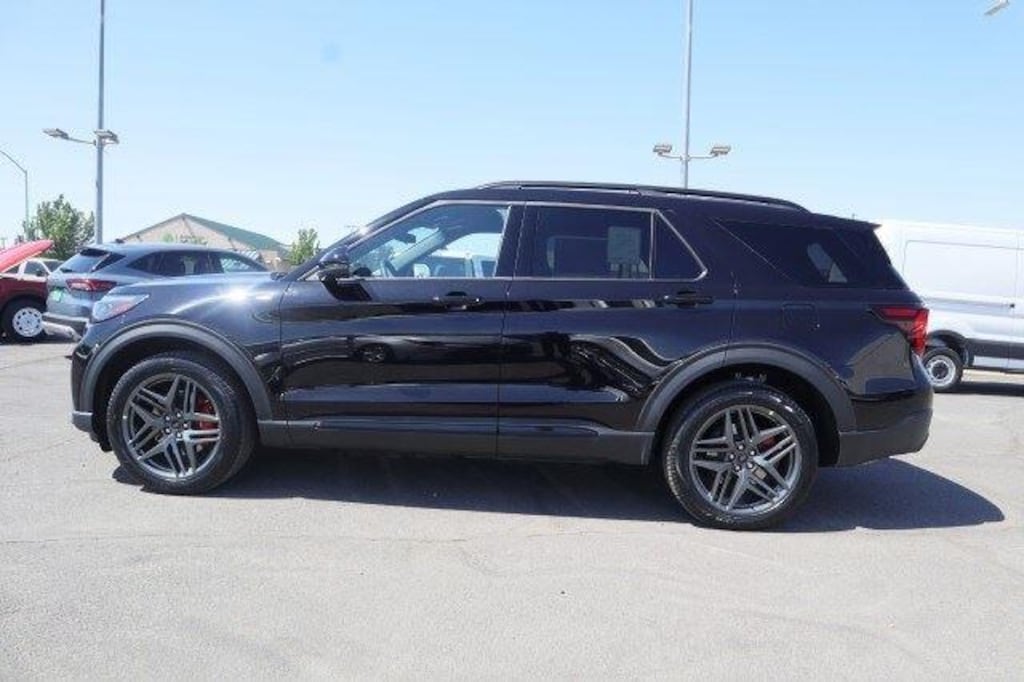 New 2025 Ford Explorer ST-Line SUV