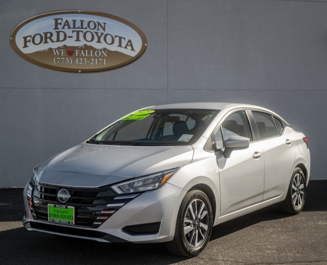 2025 Nissan Versa Sedan SV