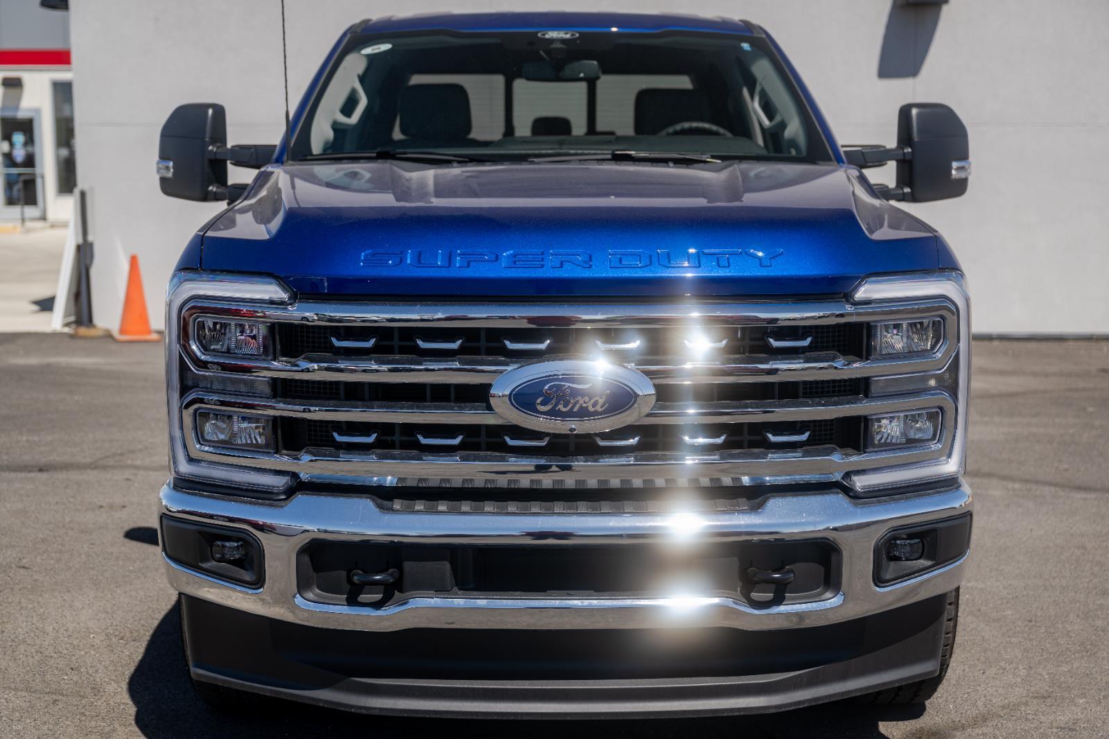 2026 Ford F-350 Super Duty XLT - Photo 8
