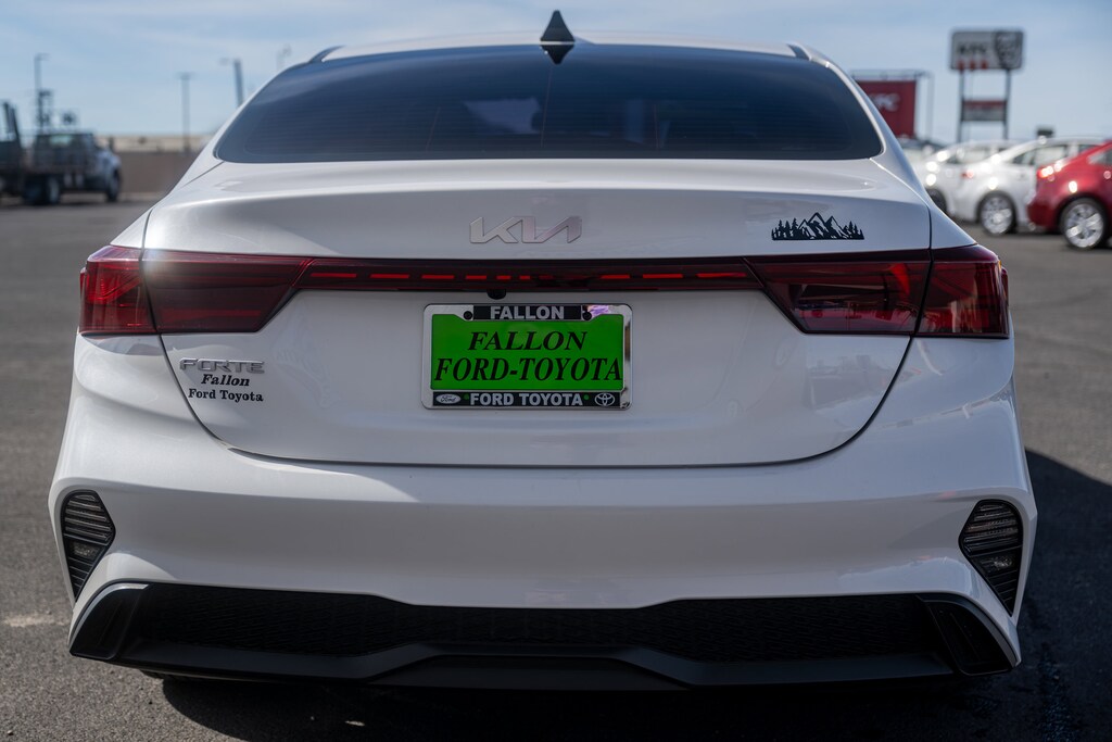 Used 2023 Kia Forte LXS LXS IVT