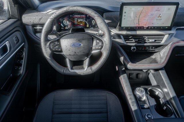 2026 Ford Explorer ST-Line - Photo 14
