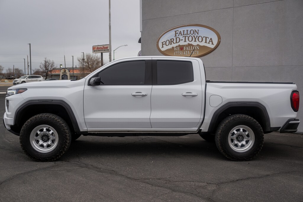 Used 2024 GMC Canyon 4WD AT4 4WD Crew Cab AT4