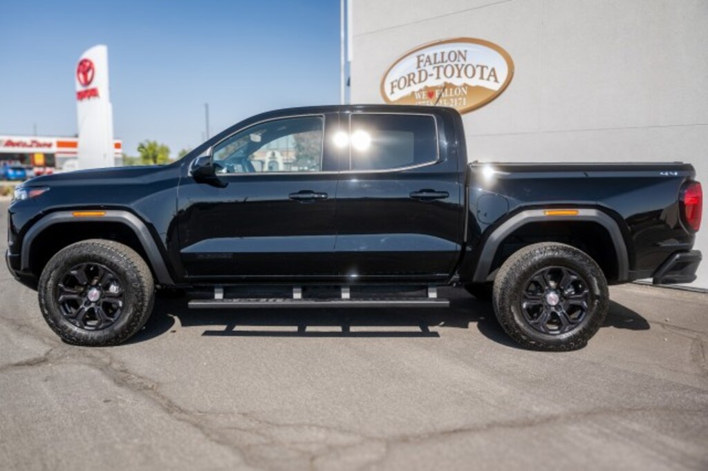 Used 2024 GMC Canyon Elevation Crew Cab Short Bed Truck