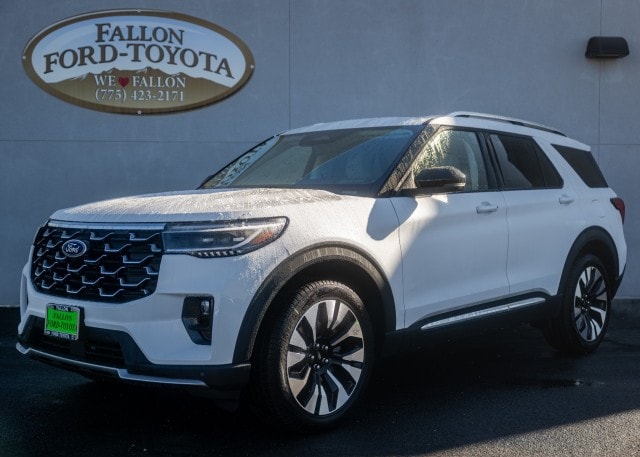 2026 Ford Explorer Platinum's photo