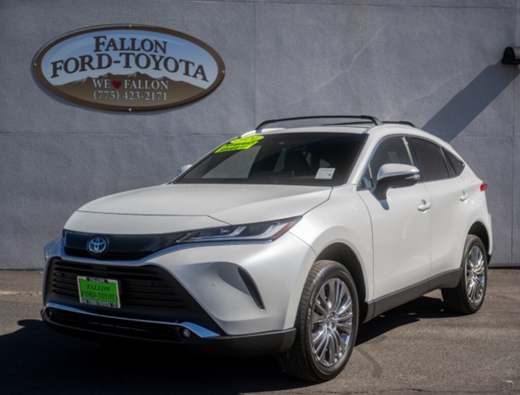 Used 2024 Toyota Venza XLE SUV