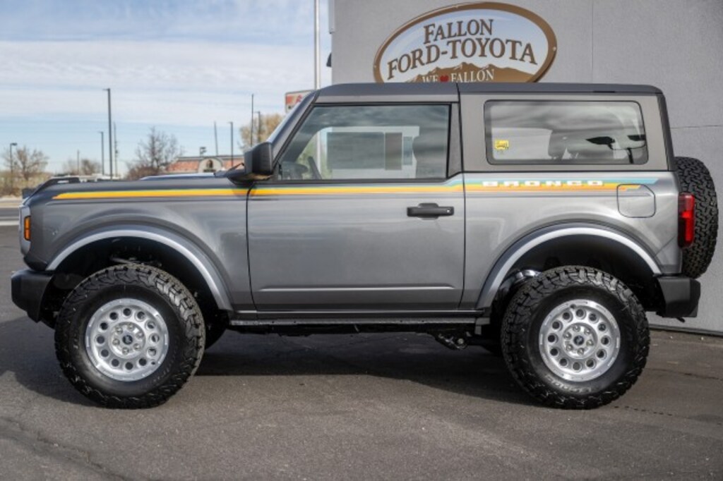 New 2025 Ford Bronco Base SUV