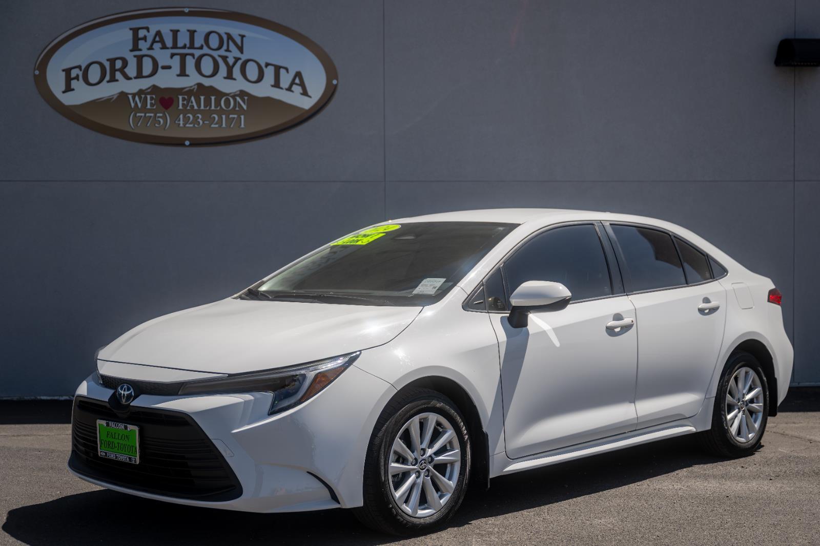 2024 Toyota Corolla LE Hybrid CVT's photo