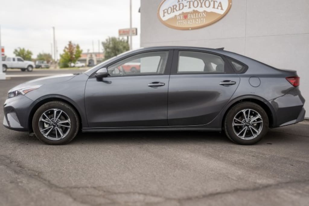 Used 2024 Kia Forte LXS Sedan