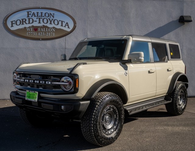 2025 Ford Bronco 4-Door Outer Banks's photo