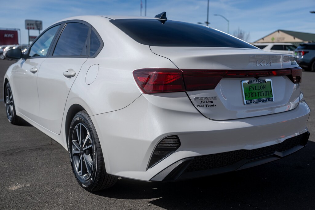 Used 2023 Kia Forte LXS LXS IVT