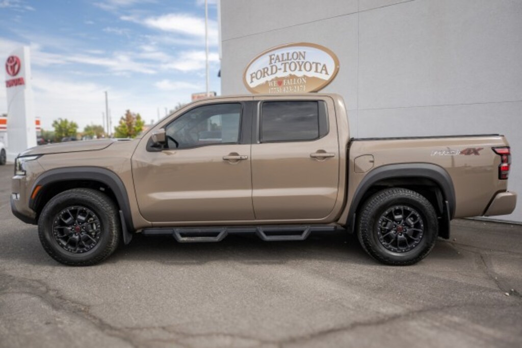 Used 2022 Nissan Frontier PRO-4X Crew Cab Short Bed Truck