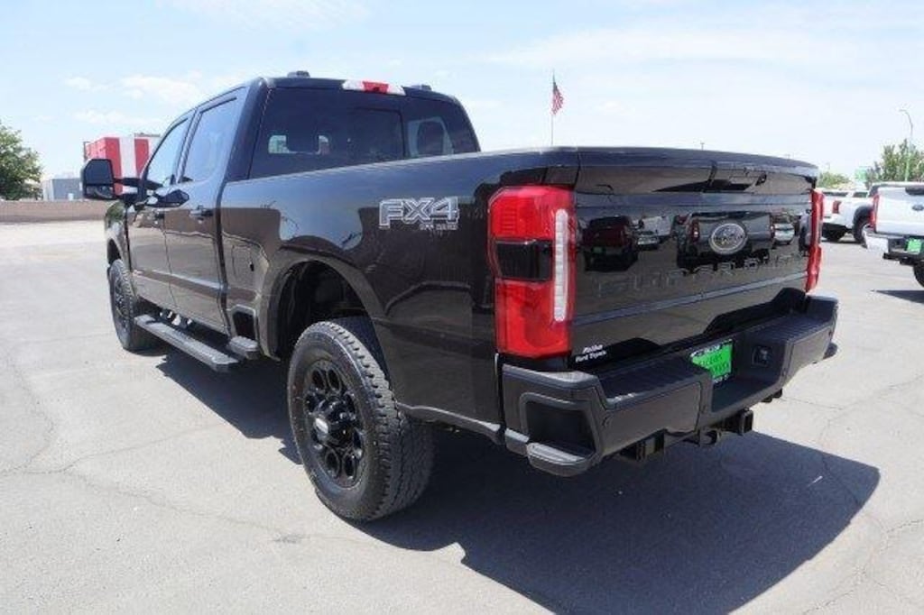 New 2025 Ford Super Duty F-250 Lariat Truck