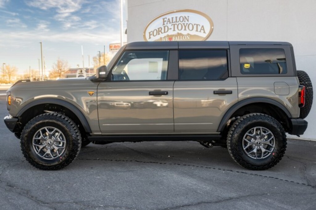 New 2025 Ford Bronco Badlands SUV
