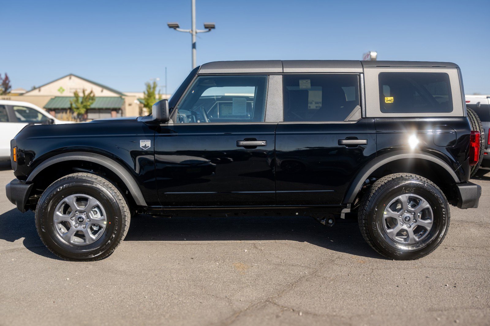 2025 Ford Bronco Big Bend photo 2