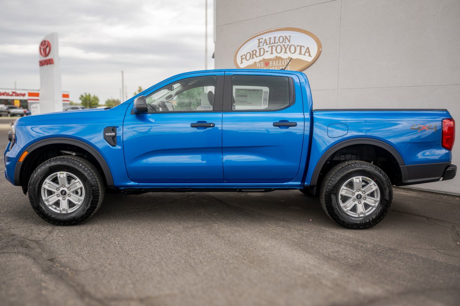 2025 Ford Ranger XL photo 2