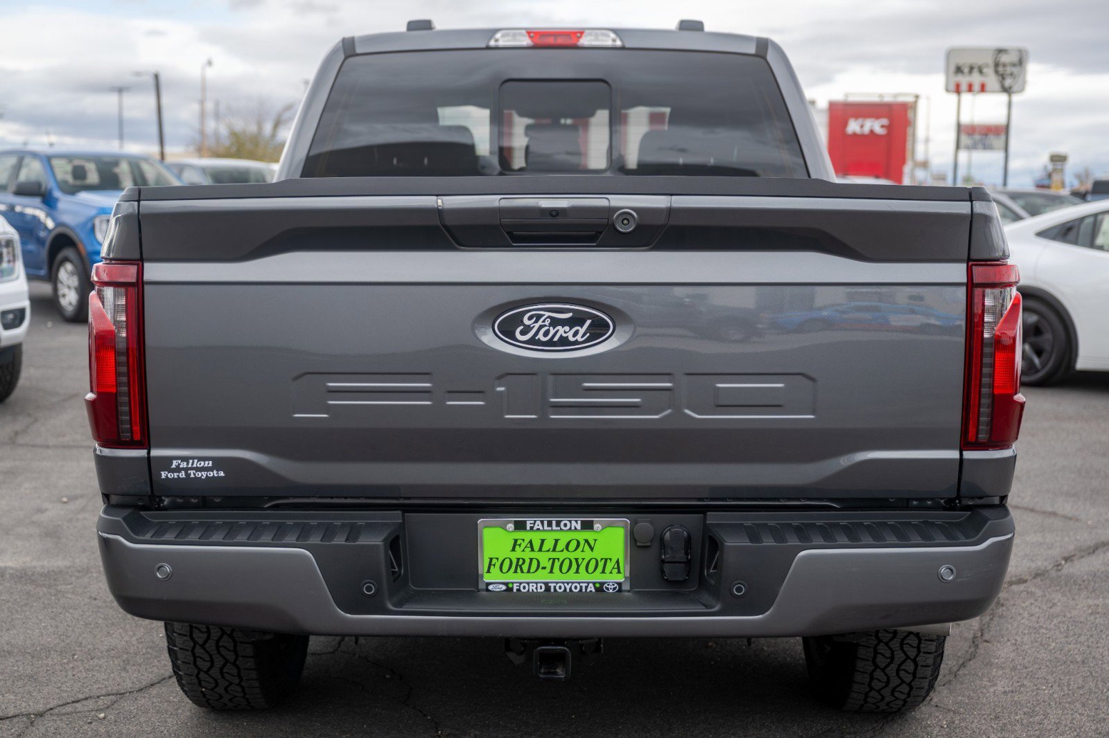 2025 Ford F-150 XLT photo 4