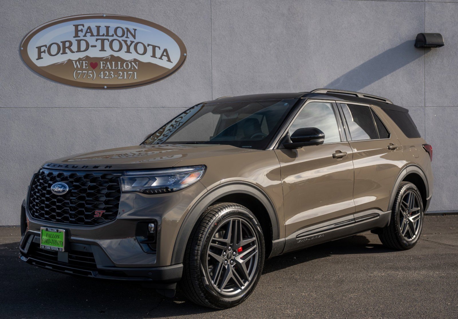 2026 Ford Explorer ST's photo