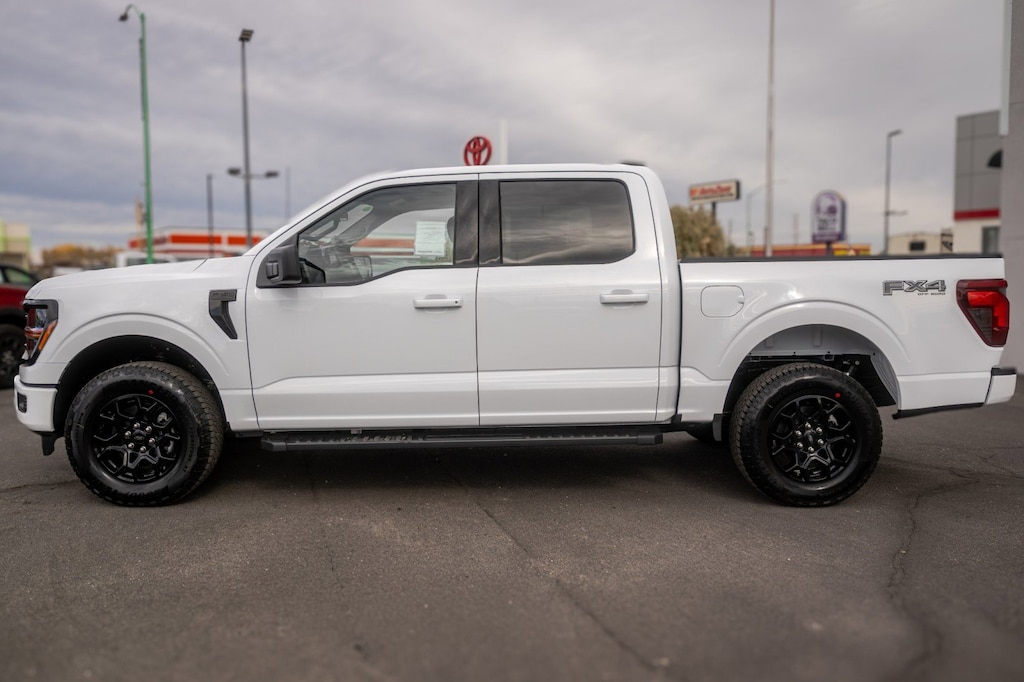 New 2025 Ford F-150 XLT XLT 4WD SuperCrew 5.5 Box