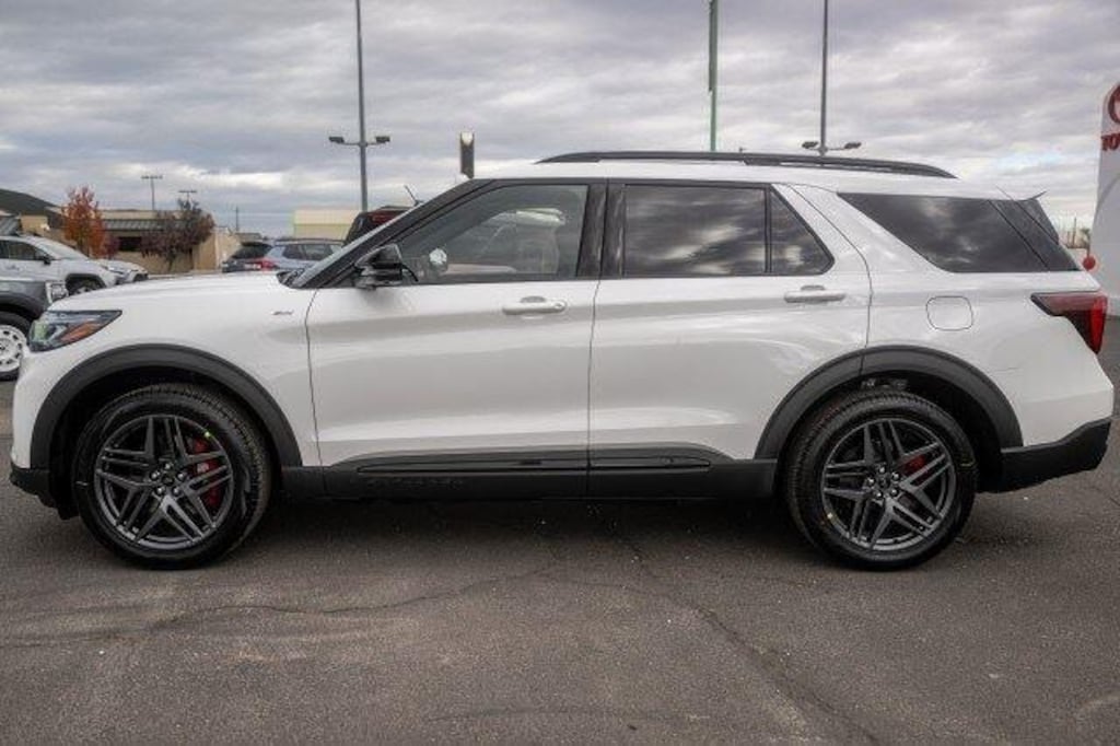 New 2026 Ford Explorer ST-Line SUV