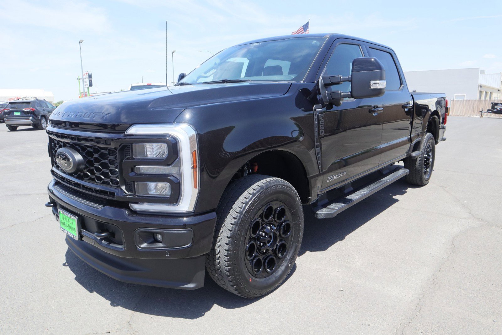 2025 Ford F-250 Lariat photo 3