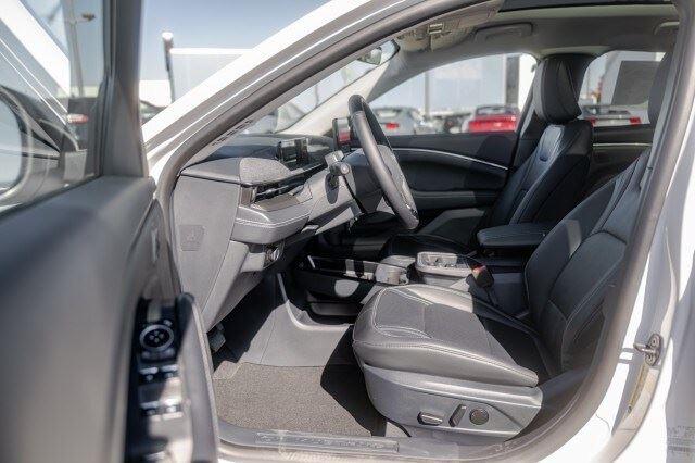 2025 Ford Mustang Mach-E Premium - Photo 9