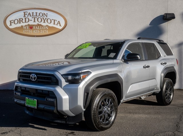 2025 Toyota 4Runner SR5's photo