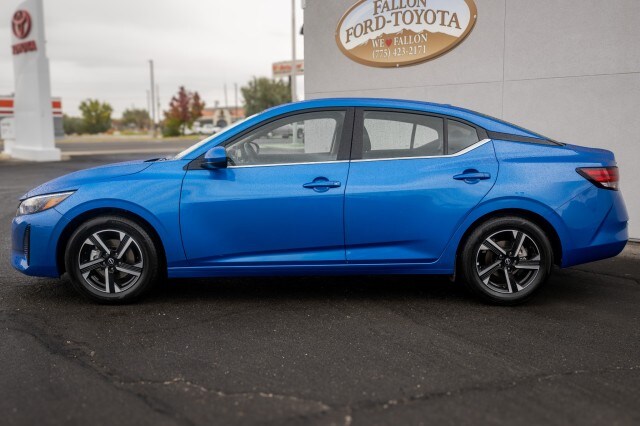 2025 Nissan Sentra SV photo 2