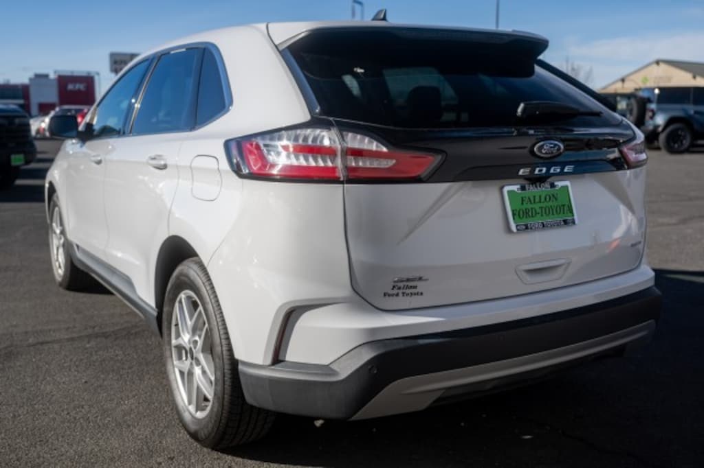 Used 2024 Ford Edge SEL AWD