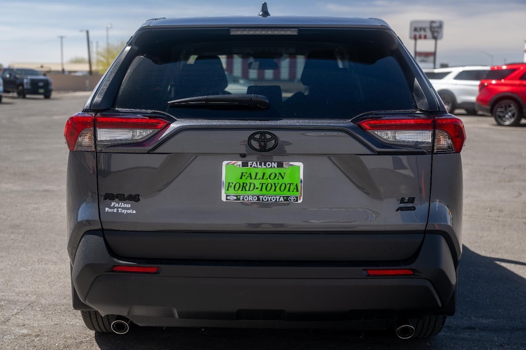 New 2025 Toyota RAV4 LE SUV