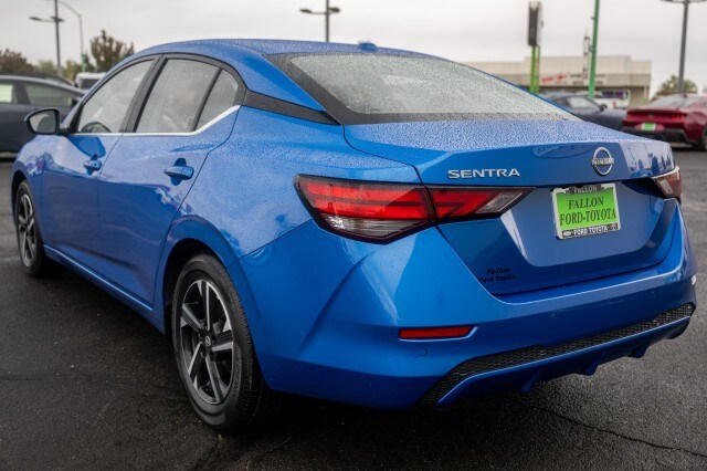 2025 Nissan Sentra SV photo 3