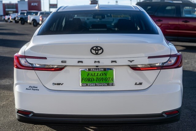 2025 Toyota Camry LE photo 4