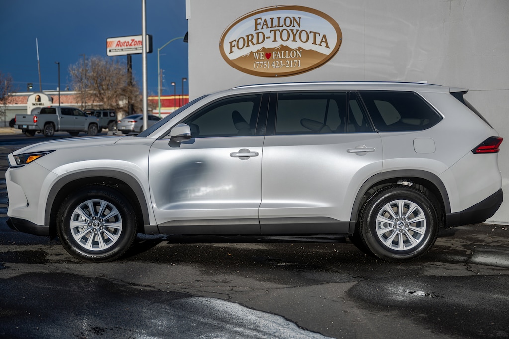 Used 2024 Toyota Grand Highlander Hybrid XLE Hybrid XLE AWD