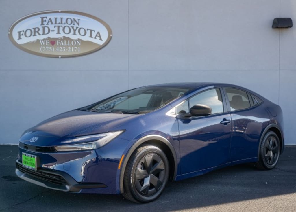 New 2026 Toyota Prius LE Hatchback