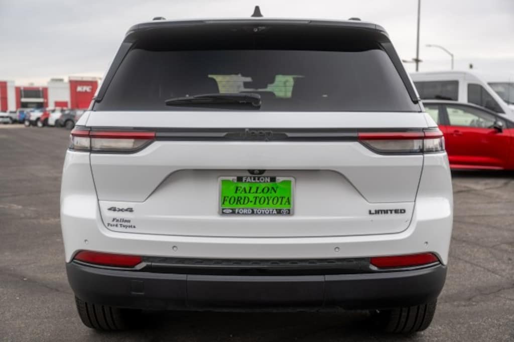 Used 2024 Jeep Grand Cherokee Limited SUV